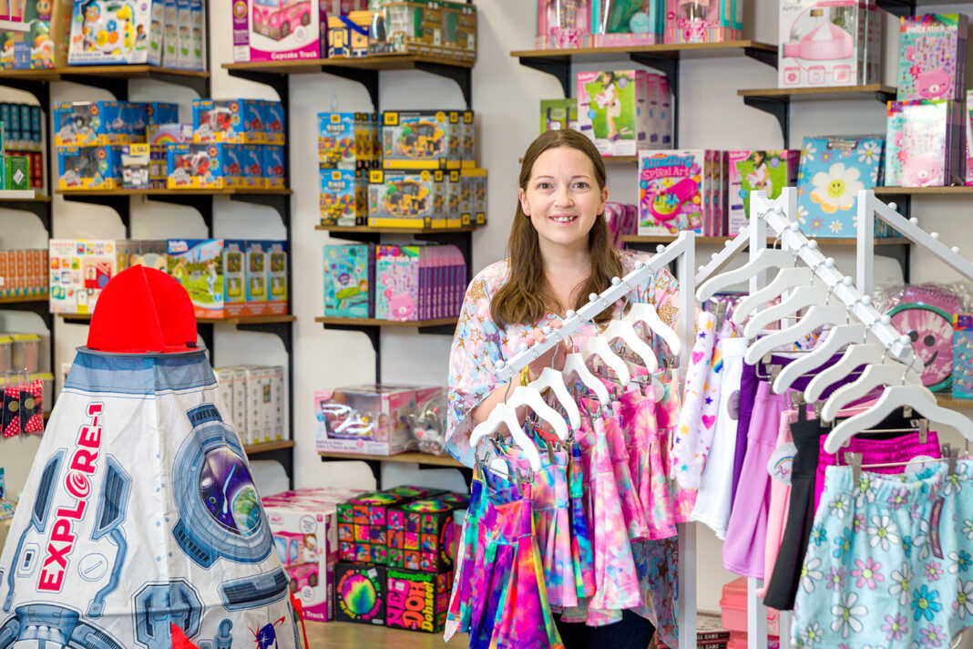 Giggles Toy Store, Whitney Coleman holiday retail sales