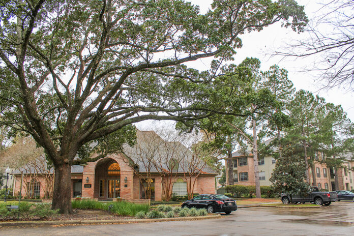 2 Mansions 1 commercial real estate deals
